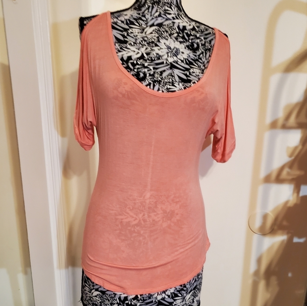Tangerine Cold shoulder/split sleeves dollman shirt